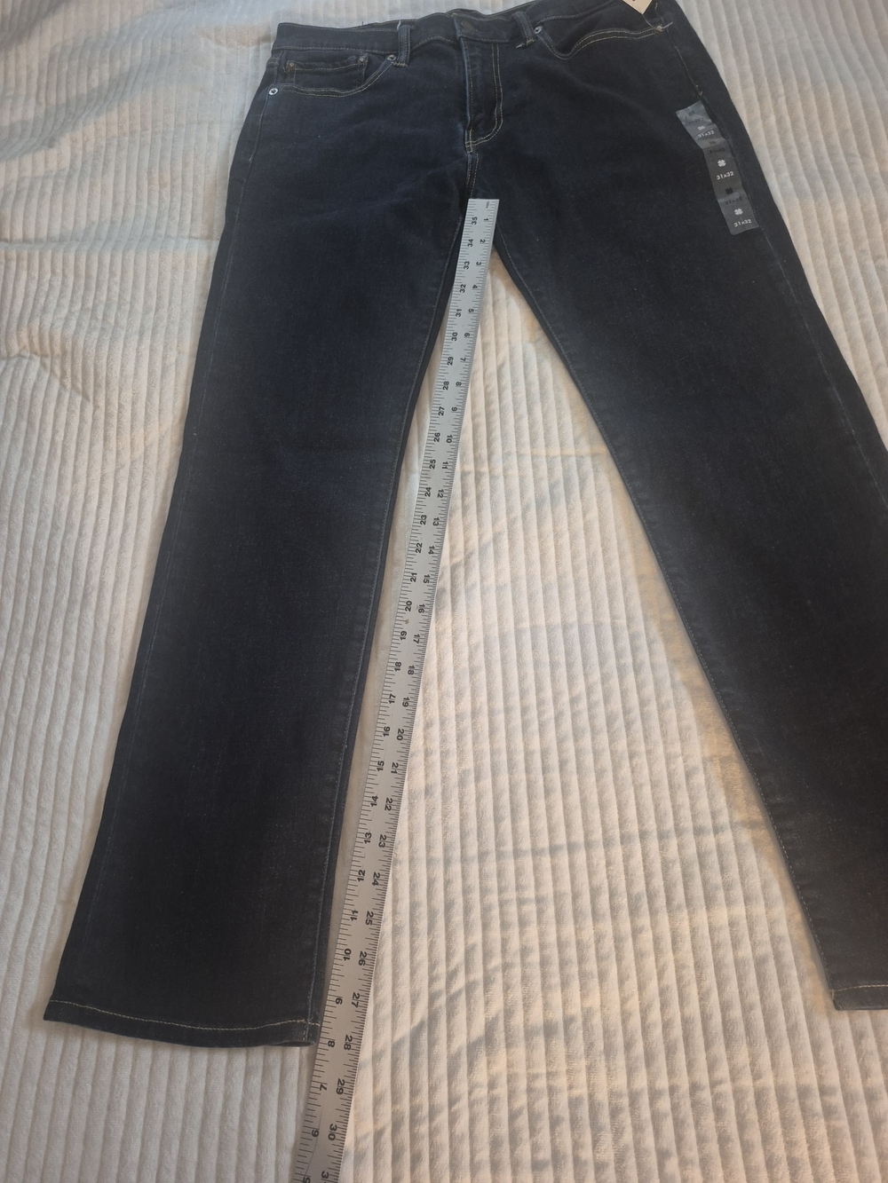 Men's Lucky Brand Straight-Leg Jeans in Dark Blue Clean Everyday Fit - Picture 2 of 10